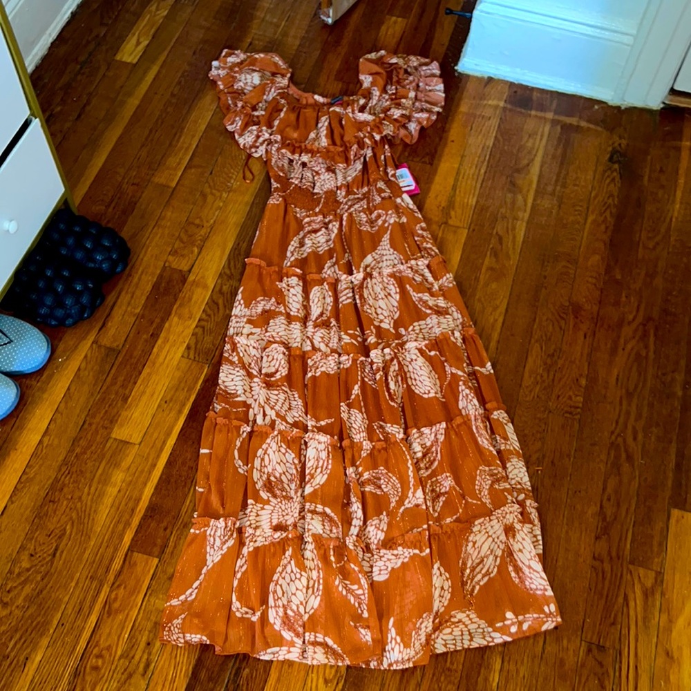 Women’s dress